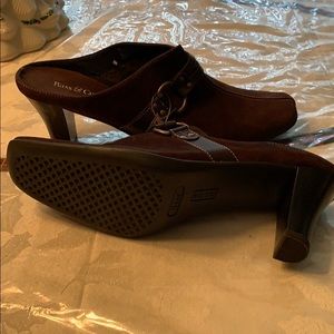 Brown suede mules NWT